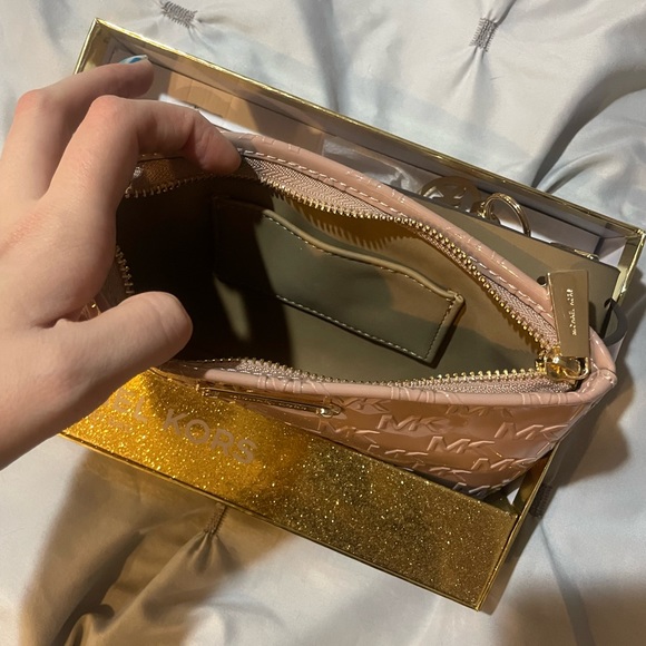 Michael Kors Belt Bag - Picture 2 of 4